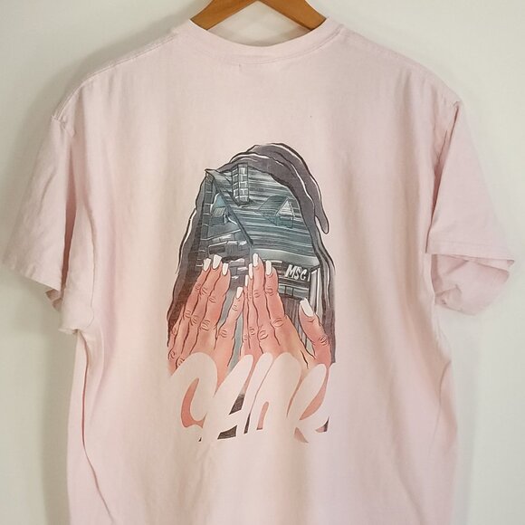 Port & Company Graphic T-Shirt Men's XL Pink Hands Over House Face - Picture 6 of 12